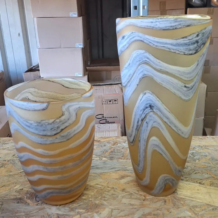 אגרטל זכוכית אירופאית דגם GR1063