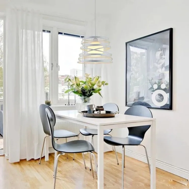 גוף תאורה תלוי דגם אורי לבן