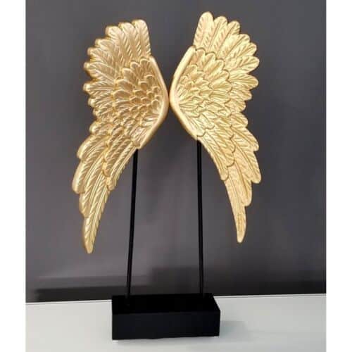 פסל כנפי מלאך על סטנד זהב