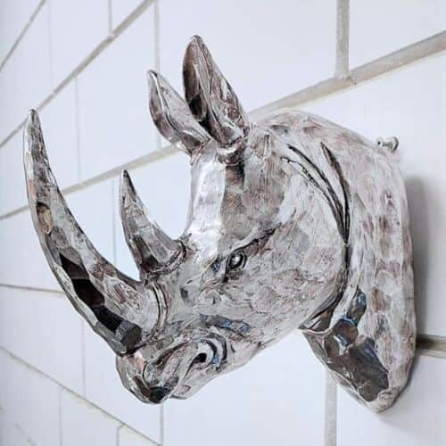 ראש קרנף כסוף לתלייה